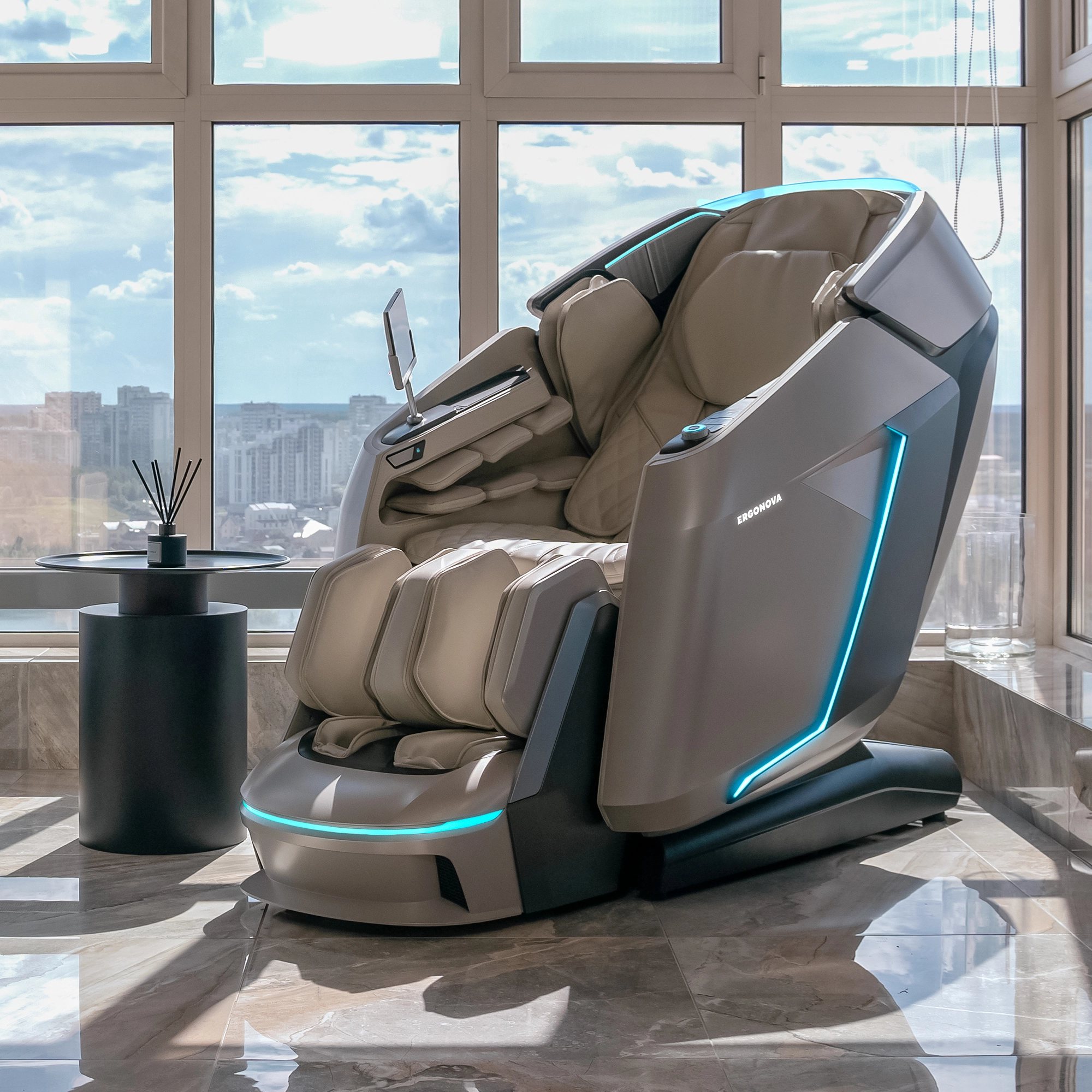 Массажное кресло Ergonova Aviator X Beige