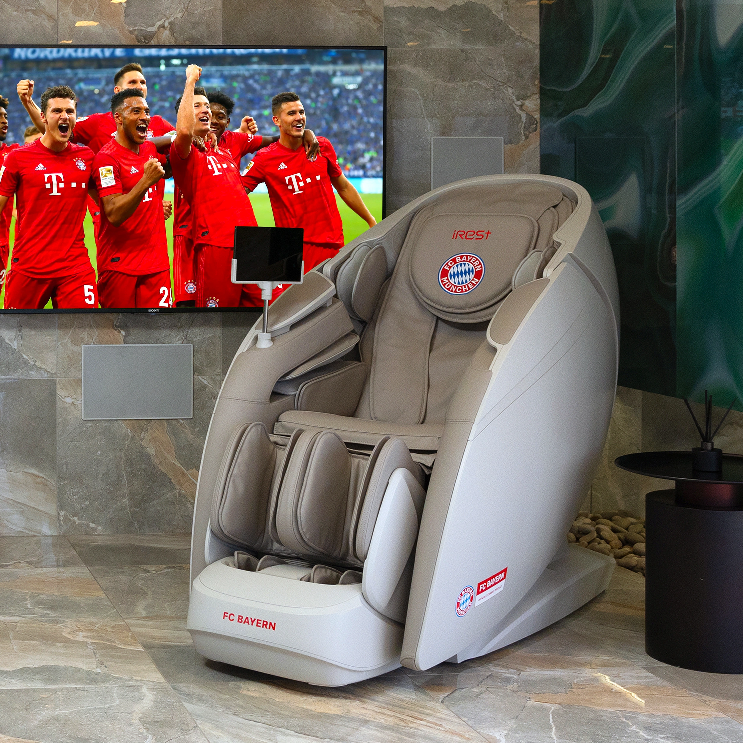 Массажное кресло V8 Licensed by FC Bayern München